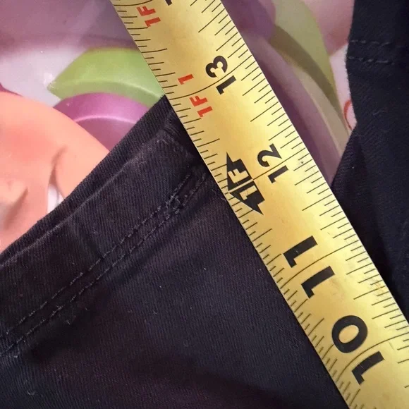 Guess Black Jean Shorts Casual Style - Picture 10 of 10